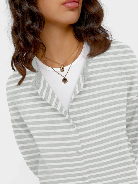 Trendy Queen Cropped Cardigan Sweaters for Women Lightweight Shrugs Crop Tops Y2k Fall Outfits Fashion Clothes 2025 Grey M