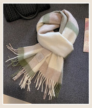 High Quality 100% Wool Scarf Female Fashion Classic Soft Cashmere Muffler Women Warm Thermal Shawl Outside Autumn Winter
